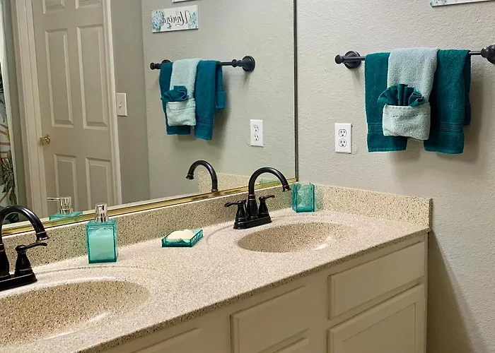 Mountain Vista Resort: Gated Community With Pools And Hiking Access *