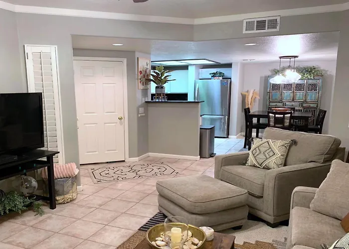 Mountain Vista Resort: Gated Community With Pools And Hiking Access Holiday home