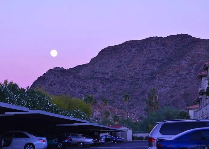 Mountain Vista Resort: Gated Community With Pools And Hiking Access *
